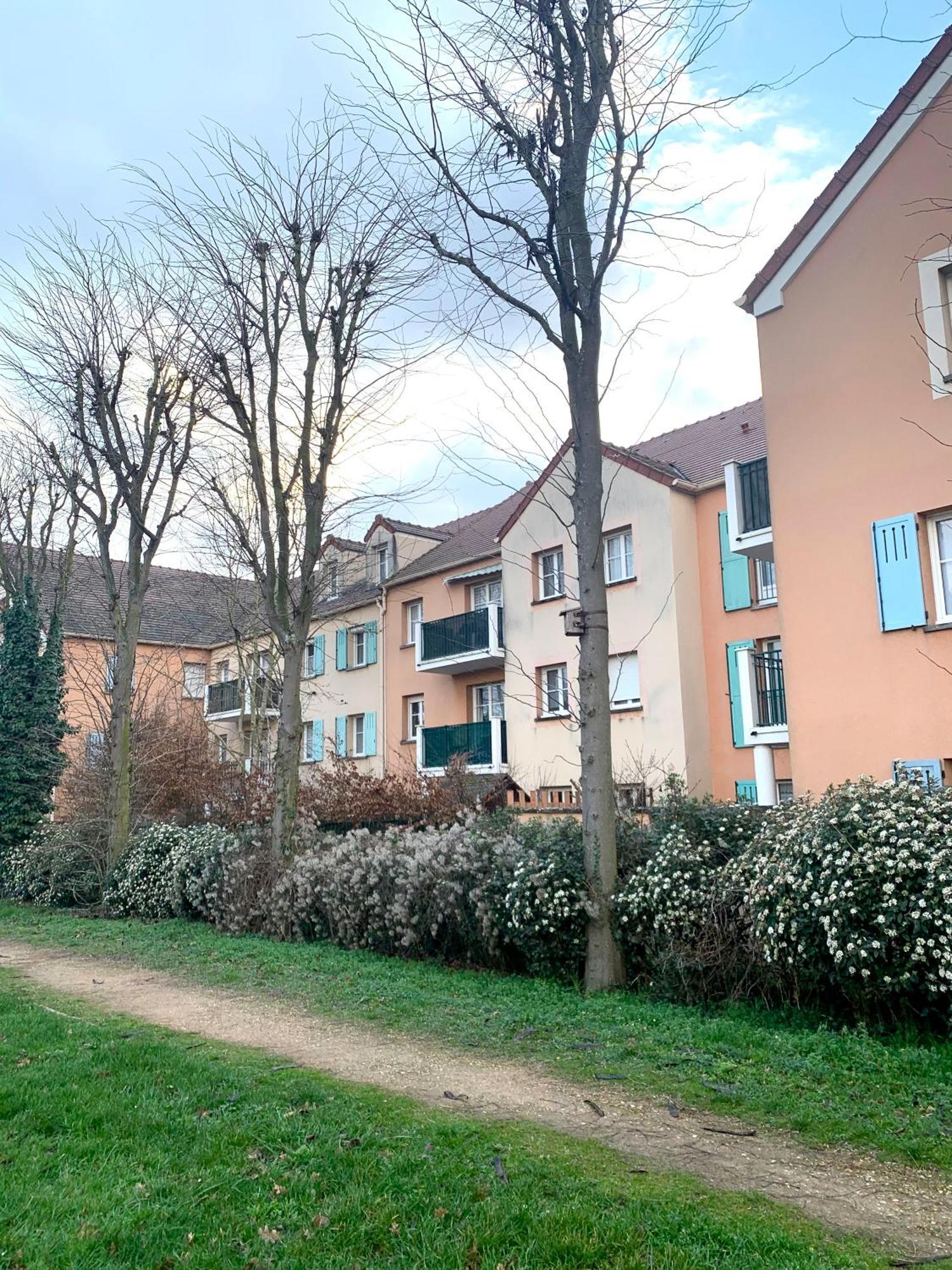 Grand F3 - Emplacement D'Or Proche Paris Et Versailles Plaisir Bagian luar foto